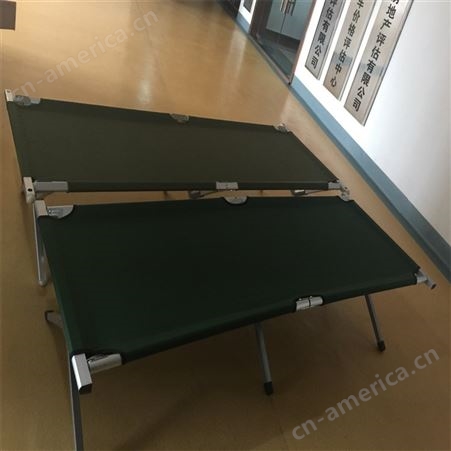 户外训练作业折叠床 绿色钢塑两折床  多工能吹塑折叠床