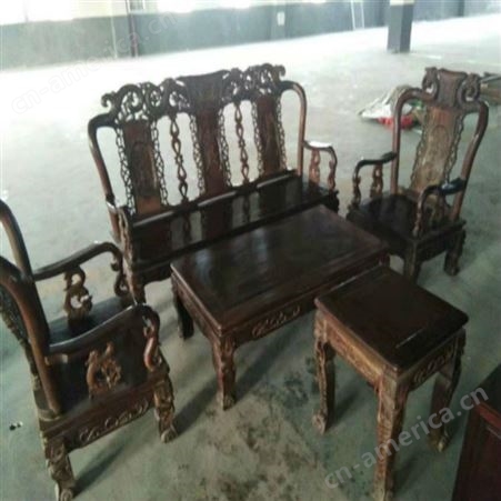 上海市大红酸枝餐桌收购  花梨木家具回收  红木家具收购咨询