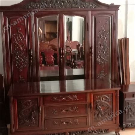 上海市成套红木家具收购  老红木家具回收热线