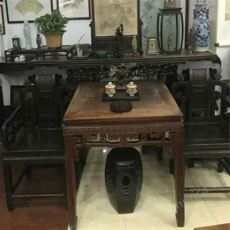 红木鸭蛋登收购价格  上海市老家具回收公司