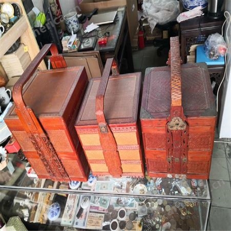 上海市宁波篮子回收价格   老竹子笔筒回收价格