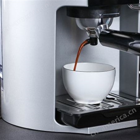 家用半自动咖啡机办公室小型意式奶泡机一体网红050